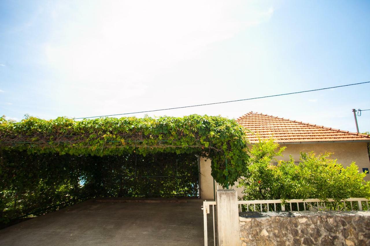 סגט ווראנייצה Villa Amarela מראה חיצוני תמונה